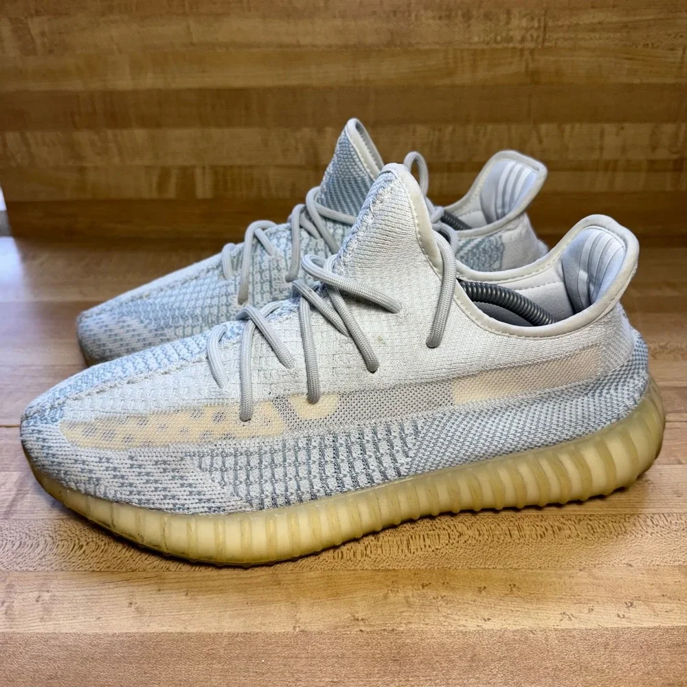 Adidas Yeezy Boost 350 V2 Cloud White Non-Reflective FW3043 Mens 11.5 Blue Grey
